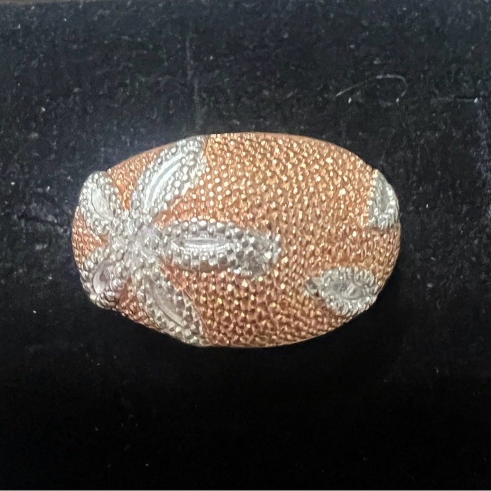 Stunning Two-Tone Women's Ring